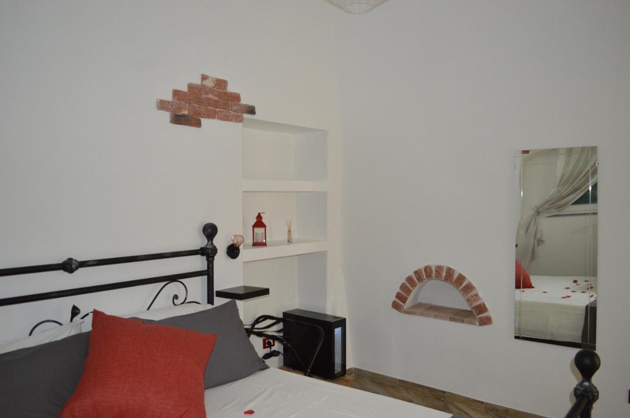 Au Giardin Hotel Varigotti Exterior photo